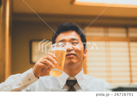 Japanese-style bar 26716701