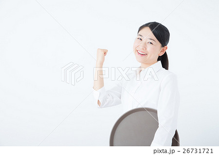 カフェ店員（トレー） 26731721
