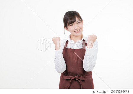 エプロン姿の女性 26732973