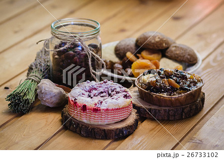 The composition of homemade pastries, dried fruits 26733102