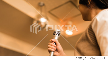 カラオケ 26733991