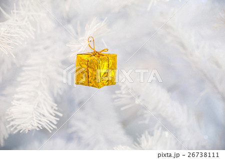little golden gift box little golden gift box 26738111