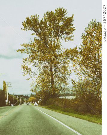 Sunny and warm autumn day in the Langley, canada, 26742027