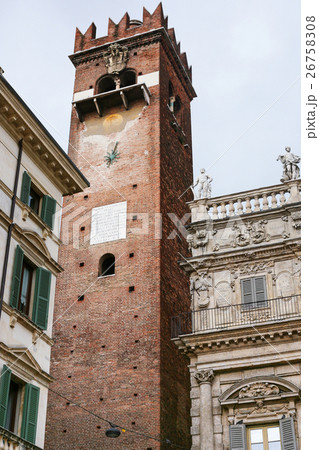 tower near Piazza delle Erbe i Verona 26758308