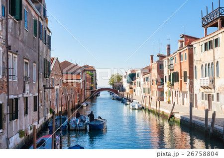 canal and houses in Cannaregio in Venice city 26758804