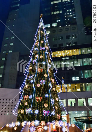 大阪　梅田のクリスマスツリー 26760533