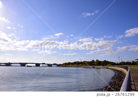 公園の風景 26761299