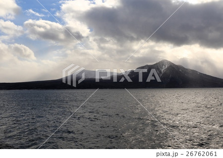 樽前山と風不死岳 26762061
