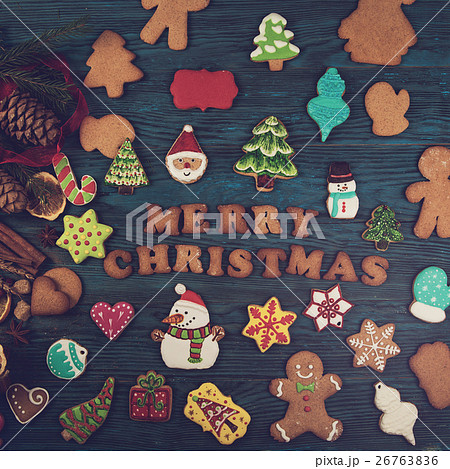 Different ginger cookies 26763836