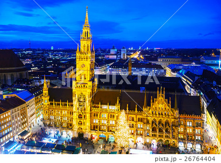 Overview of Marienplatz in Munich Overview of Marienplatz in Munich 26764404