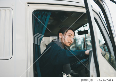 truck driver 26767583