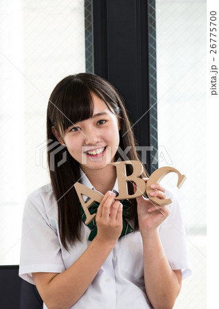 英語学校の生徒 26775700