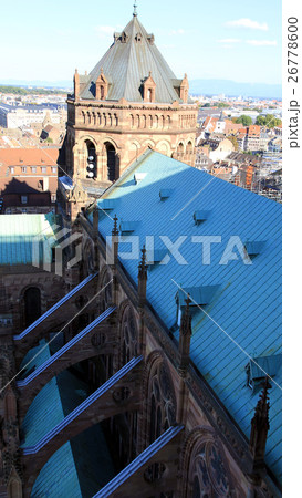 ノートルダム大聖堂の屋上 26778600