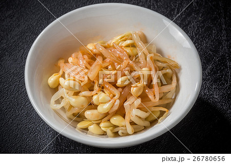 もやしのナムル 韓国グルメ Namul of bean sprouts もやしのナムル 韓国グルメ Namul of bean sprouts 26780656