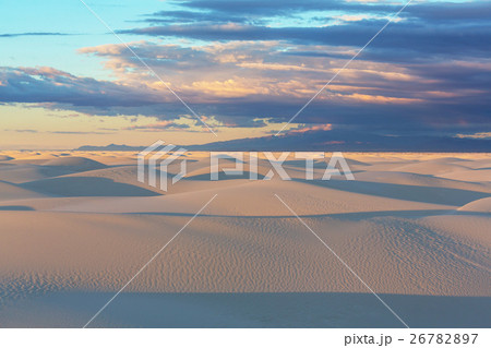 White sands 26782897