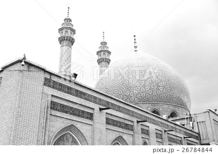 in iran  and old antique mosque    minaret 26784844