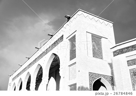 in iran  and old antique mosque    minaret 26784846