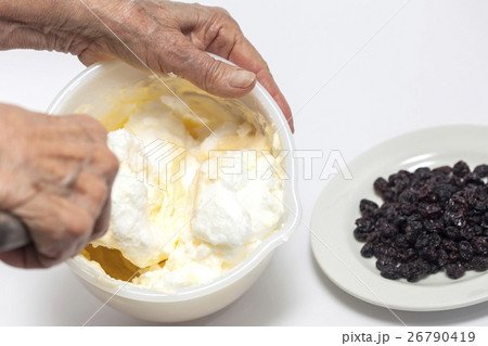 Preparation process of the  topfen fullen filling 26790419