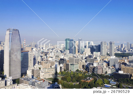 東京都市全景　虎ノ門　新橋　汐留　東新橋　築地　　内幸町　快晴　青空　コピースペース 26790529