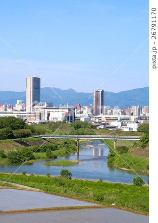 郡山市の街並み(阿武隈川と中心街) 郡山市の街並み(阿武隈川と中心街) 26791170