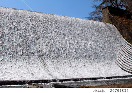 白水ダムの落水 26791332