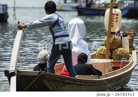 嫁入り船 潮来花嫁さんの写真素材 嫁入り船 潮来花嫁さんの写真素材