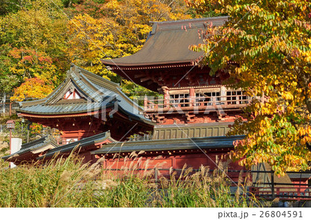 秋の中禅寺立木観音、栃木県日光市 26804591
