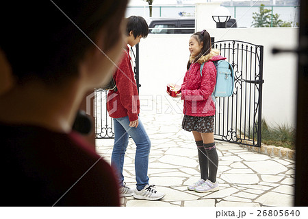 バレンタインデーイメージ 小学生 バレンタインデーイメージ 小学生 26805640