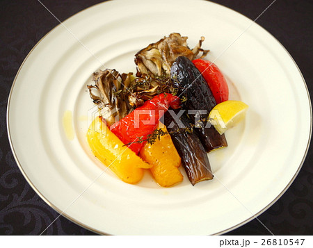 焼き野菜のサラダ (横位置) 焼き野菜のサラダ (横位置) 26810547