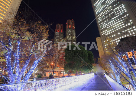 東京都庁とイルミネーション 東京都庁とイルミネーション 26815192
