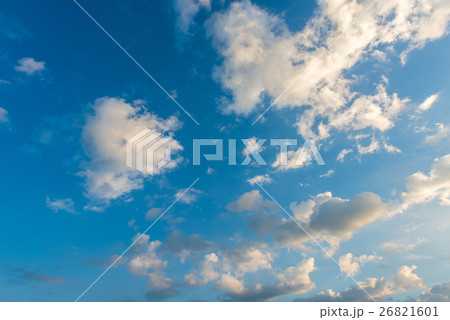 blue sky with cloud. blue sky with cloud. 26821601