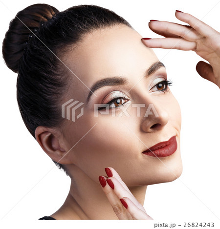 Beautiful woman with bright makeup. 26824243