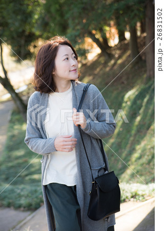 ポートレート　女性 26831502