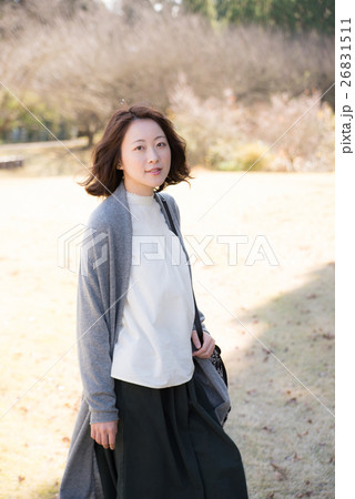 ポートレート　女性 26831511