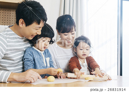 ファミリー 26831914