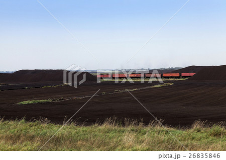 extraction of peat 26835846