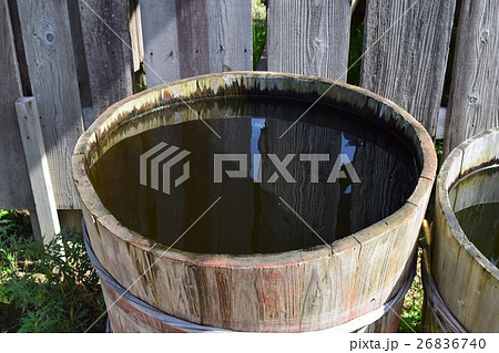木製の桶 26836740