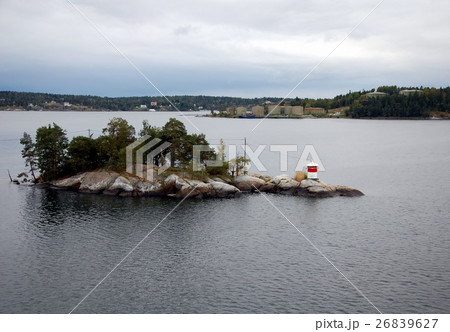 Lighthouse on the rocks in the Baltic Sea  26839627