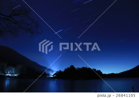 湯の湖夜景 26841105