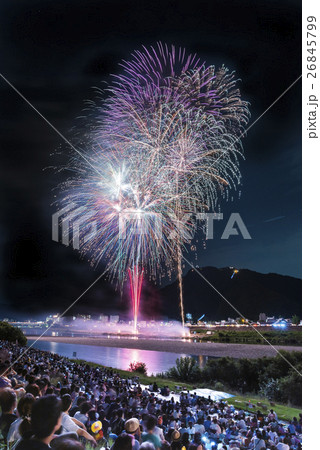 長良川花火大会の打ち上げ花火 26845799