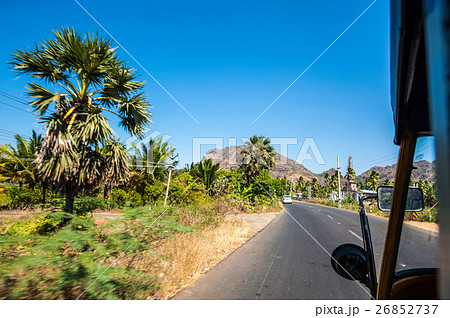 View from indian three-wheeled car tuc-tuc View from indian three-wheeled car tuc-tuc 26852737