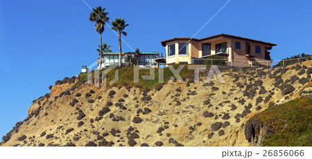 Small  house in California 26856066