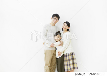 家族　笑顔 26858588