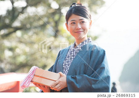 温泉浴衣の女性 温泉浴衣の女性 26869315