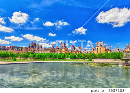 FONTEINEBLEAU, FRANCE - JULY 09, 2016 FONTEINEBLEAU, FRANCE - JULY 09, 2016 26871084