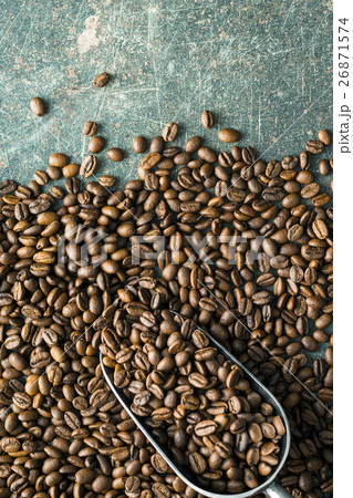 Roasted coffee beans. Roasted coffee beans. 26871574