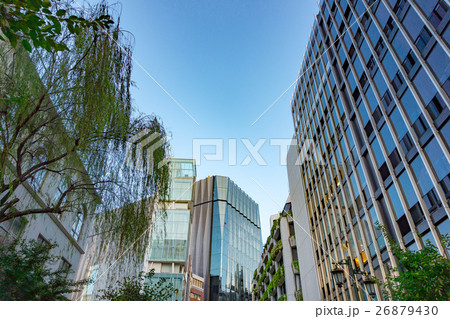 銀座みゆき通りの街並み 26879430