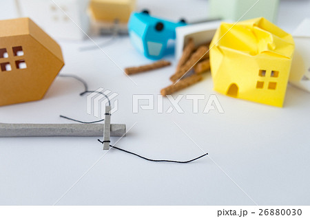 地震　自然災害　電線　停電　無電柱化　感電 26880030