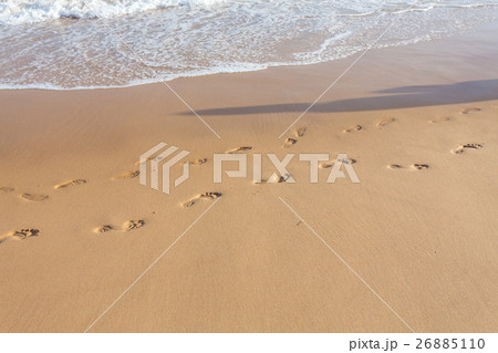 Footprints in the sand Footprints in the sand 26885110