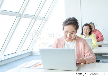 シニア、パソコン教室 26885603